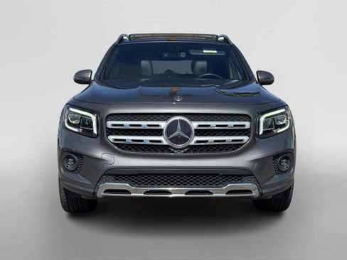 Certified 2022 Mercedes-Benz GLB 250 4MATIC w/ Premium Package Lite image 8