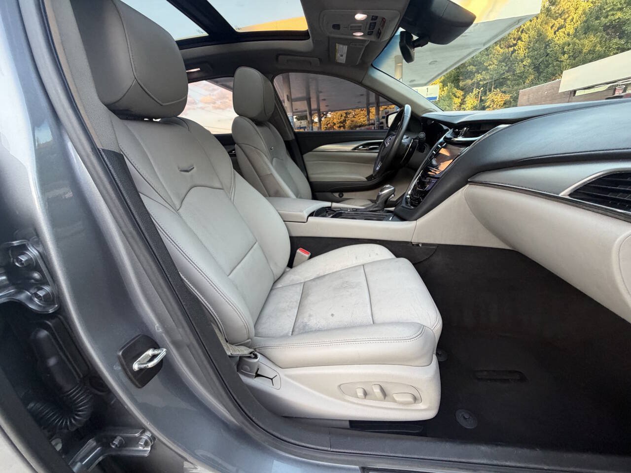 Used 2018 Cadillac CTS Luxury RWD image 7