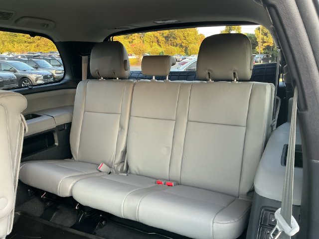 Used 2019 Toyota Sequoia Limited w/ Safety & Convenience Package AWD/4WD image 28