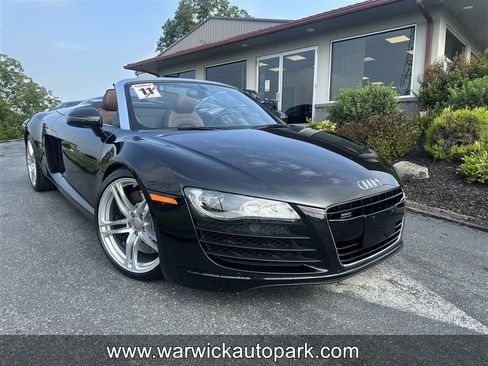 Used 2011 Audi R8 V8 image 1