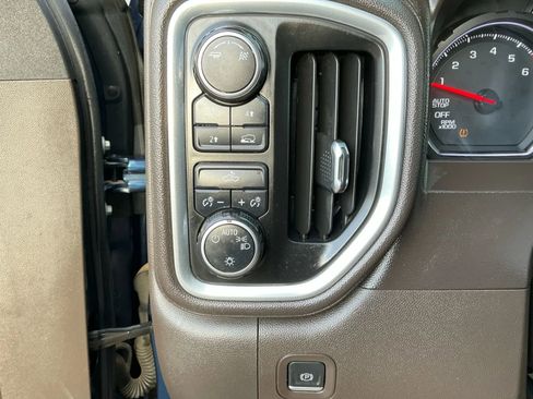 Used 2019 Chevrolet Silverado 1500 LT w/ Convenience Package image 35