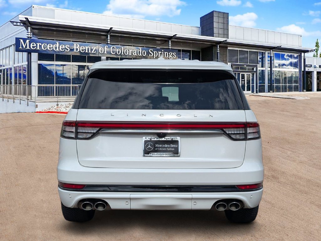 Used 2023 Lincoln Aviator Reserve w/ Equipment Group 201A AWD/4WD image 6
