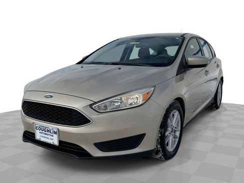 Used 2018 Ford Focus SE image 1