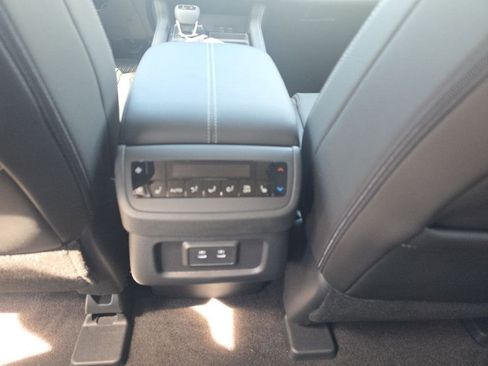 New 2026 Nissan Pathfinder SL AWD/4WD image 14