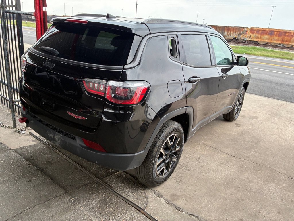 Used 2020 Jeep Compass Trailhawk AWD/4WD image 10