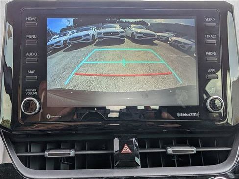 Used 2022 Toyota Corolla SE image 13