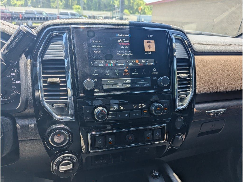 Used 2021 Nissan Titan Platinum Reserve w/ Moonroof Package AWD/4WD image 17