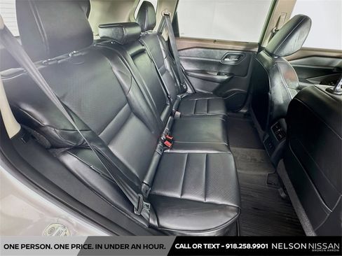 Certified 2023 Nissan Rogue SV w/ SV Premium Package image 27