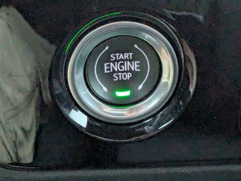 Used 2024 Chevrolet Silverado 1500 LT image 31