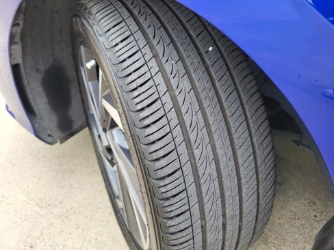 Used 2024 Hyundai Elantra Limited image 26