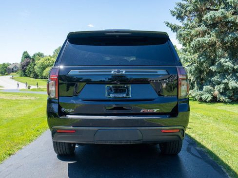 Used 2021 Chevrolet Tahoe RST w/ Luxury Package AWD/4WD image 4