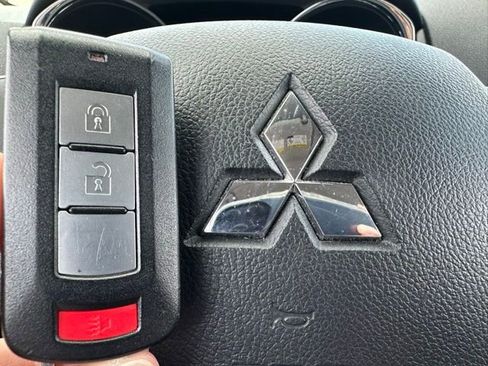 Used 2024 Mitsubishi Outlander Sport SE image 43