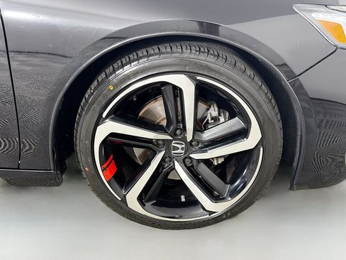 Used 2019 Honda Accord Sport image 32