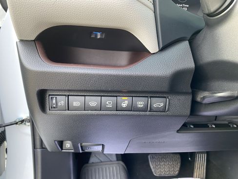 Used 2024 Toyota RAV4 Limited w/ Advanced Technology Package image 18