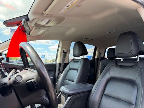 Used 2021 Chevrolet Colorado Z71 RWD image 14