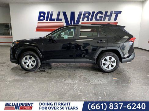 Certified 2022 Toyota RAV4 LE FWD image 1