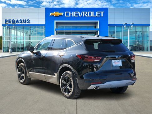 New 2026 Chevrolet Blazer LT image 4