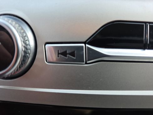 Used 2022 Ford Explorer XLT w/ Equipment Group 202A image 34