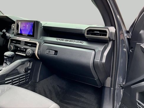 Used 2024 Toyota Tacoma SR RWD image 17