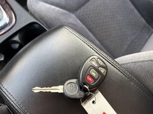 Used 2014 Chevrolet Impala LT w/ LT Sunroof Package image 24