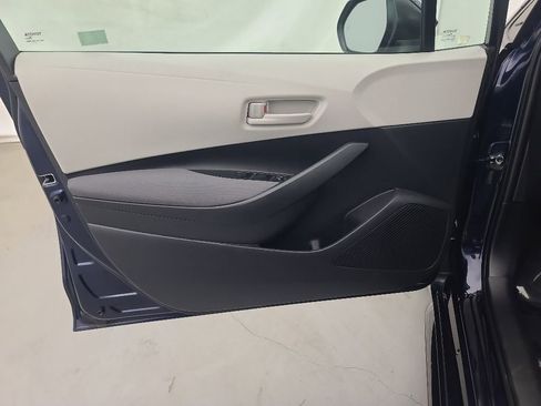 Used 2026 Toyota Corolla LE FWD image 23