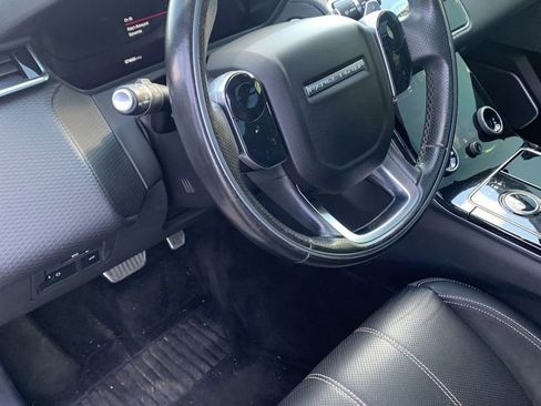 Used 2018 Land Rover Range Rover Velar R-Dynamic SE image 18
