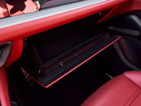 Used 2024 Porsche Cayenne Coupe image 78