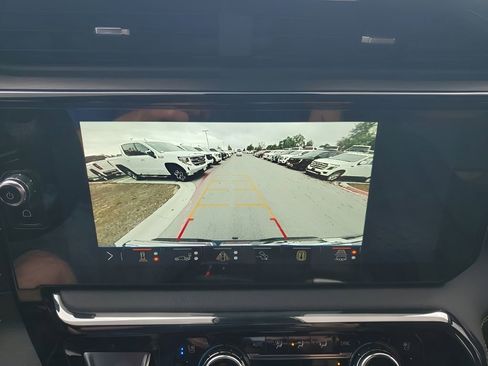 Used 2024 GMC Sierra 1500 AT4 w/ AT4 Premium Package image 45