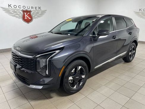 Used 2026 Kia Sportage LX AWD/4WD image 3