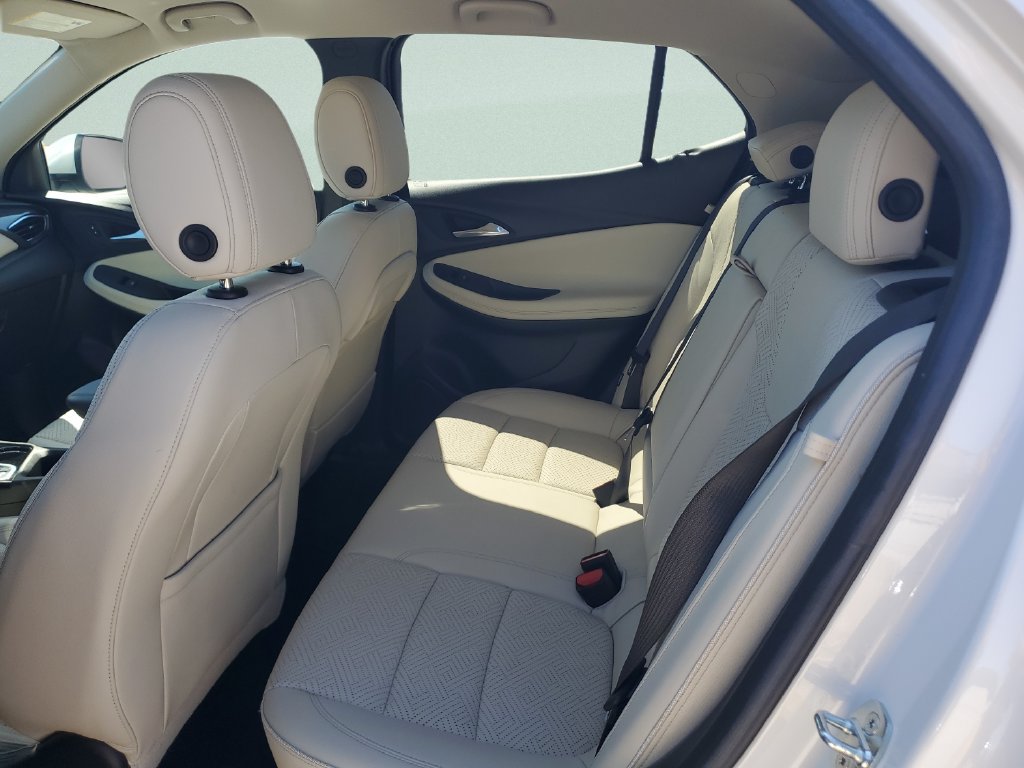 Used 2022 Buick Encore GX Essence w/ Advanced Technology Package FWD image 10