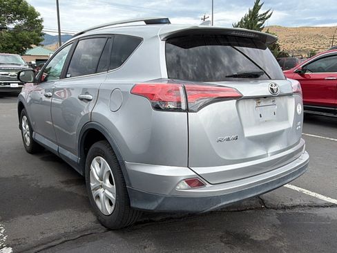 Used 2018 Toyota RAV4 LE w/ All Weather Liner Package AWD/4WD image 3
