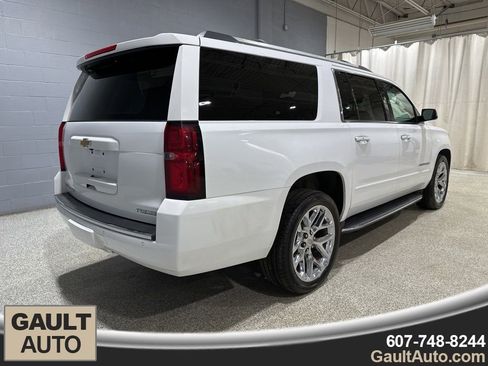 Used 2019 Chevrolet Suburban Premier image 3