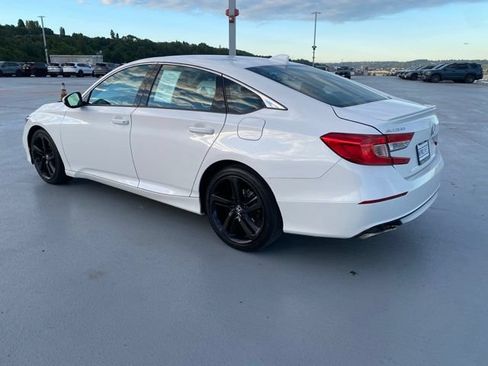 Used 2020 Honda Accord Sport image 6