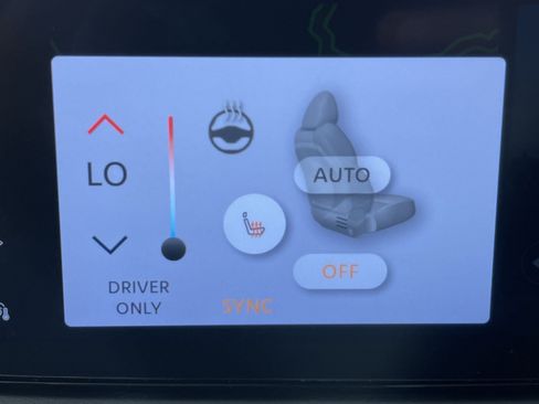 Certified 2024 Nissan Ariya AWD image 21