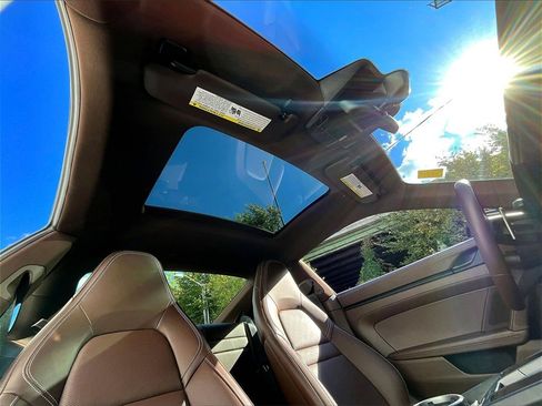 Certified 2024 Porsche 911 Carrera GTS image 27