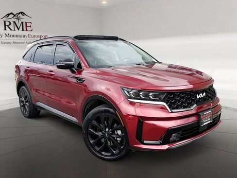 Used 2023 Kia Sorento SX AWD/4WD image 1