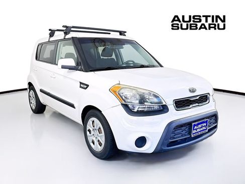 Used 2012 Kia Soul FWD image 1