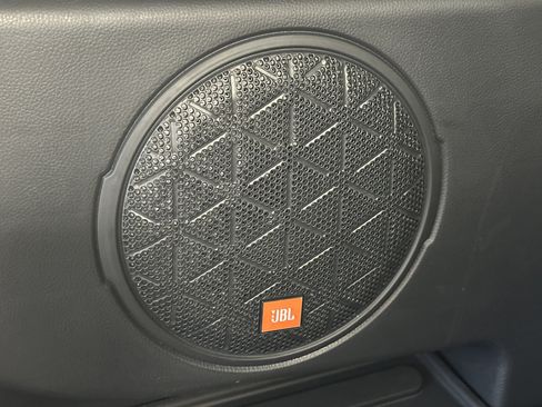 Used 2025 Toyota RAV4 XLE Premium image 10