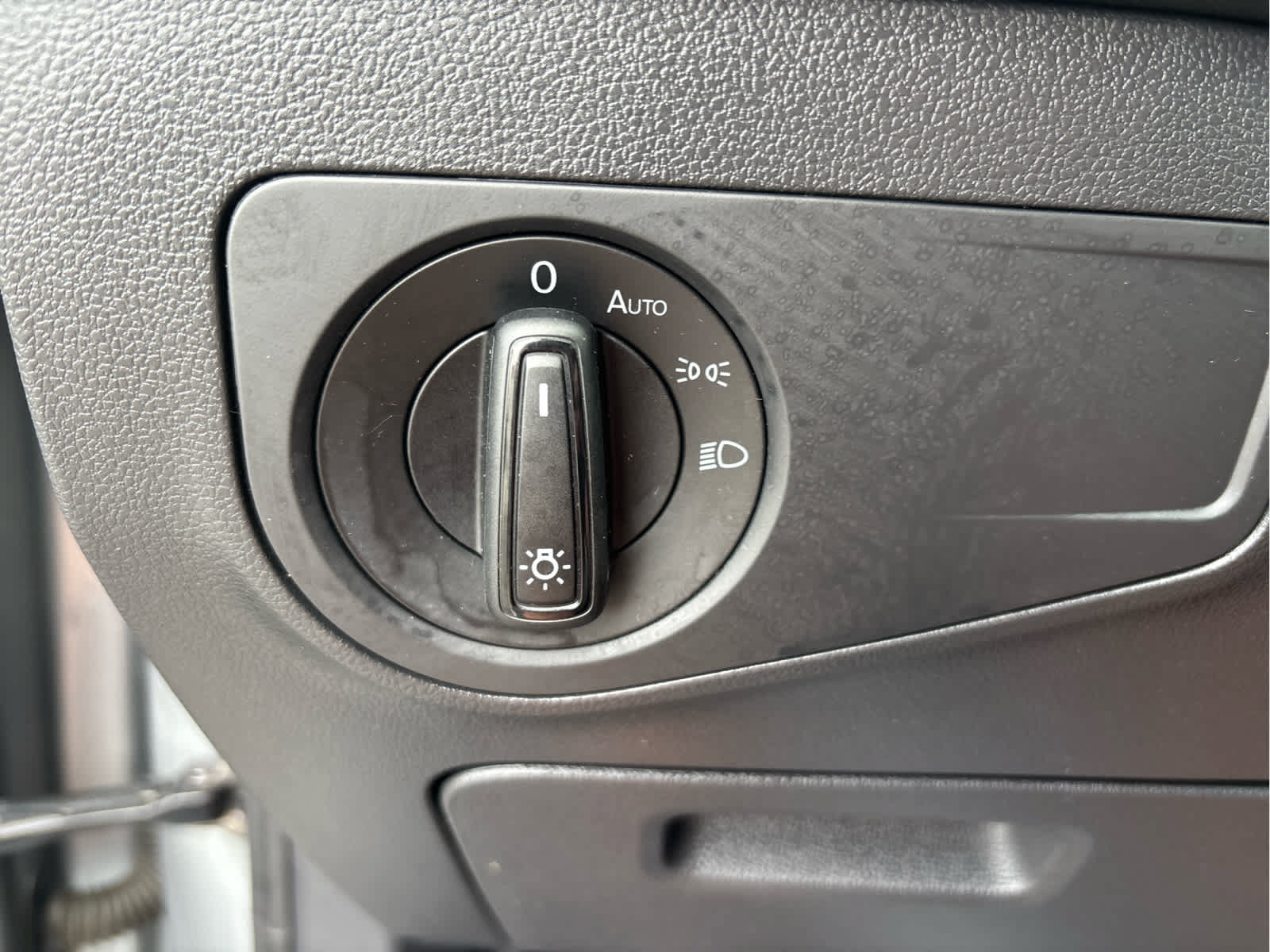 Used 2019 Volkswagen Tiguan S w/ Driver Assistance Package AWD/4WD image 26