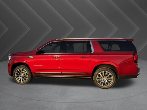 New 2026 GMC Yukon XL Denali w/ Denali Reserve Package image 3
