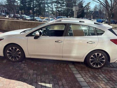 Used 2020 Subaru Impreza 2.0i Limited image 9
