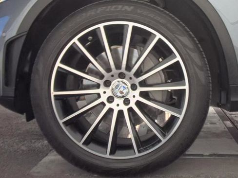 Used 2021 Mercedes-Benz GLC 300 w/ AMG Line image 17