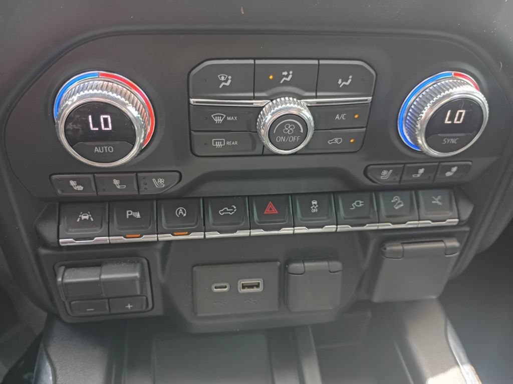 Used 2020 GMC Sierra 1500 Denali w/ Denali Ultimate Package AWD/4WD image 26