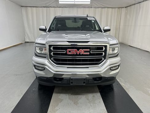 Used 2019 GMC Sierra 1500 SLE w/ Black Pack AWD/4WD image 3