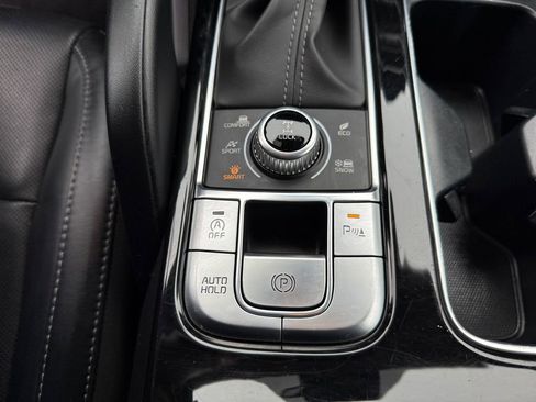 Certified 2023 Kia Telluride LX image 21