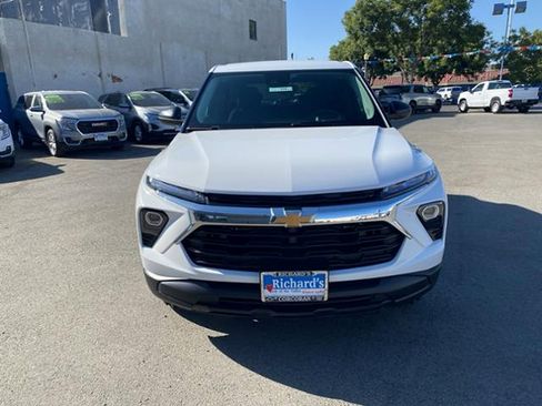 New 2026 Chevrolet TrailBlazer LS w/ LS Convenience Package FWD image 12
