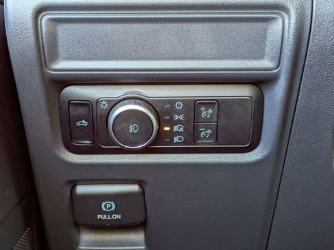 Used 2024 Ford F150 STX image 15