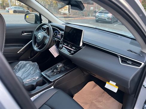 New 2026 Toyota Corolla Cross XLE image 16