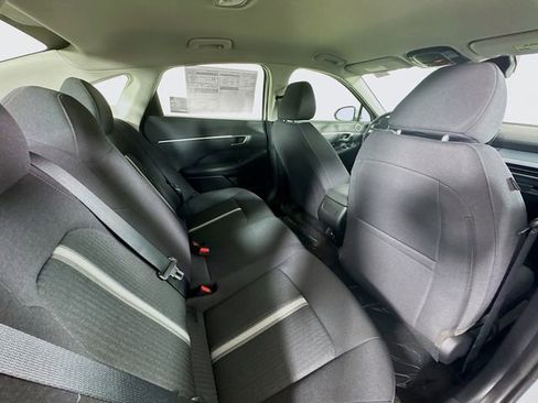 Used 2025 Hyundai Sonata SE FWD image 25