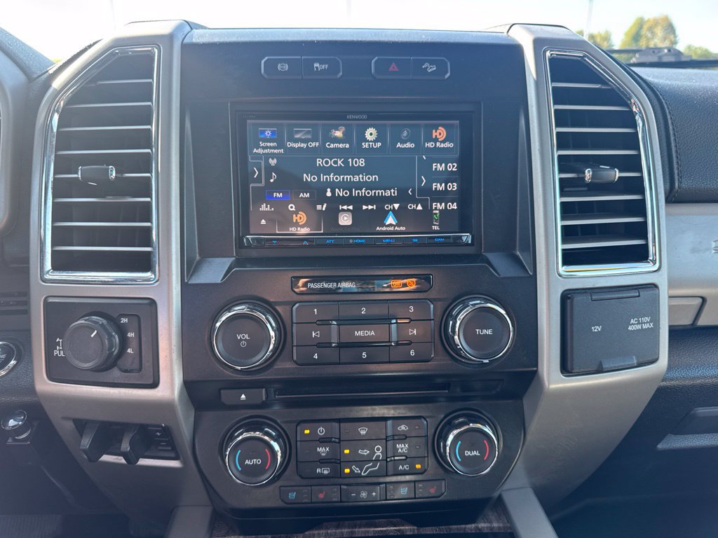Used 2017 Ford F250 Lariat w/ Lariat Ultimate Package AWD/4WD image 3